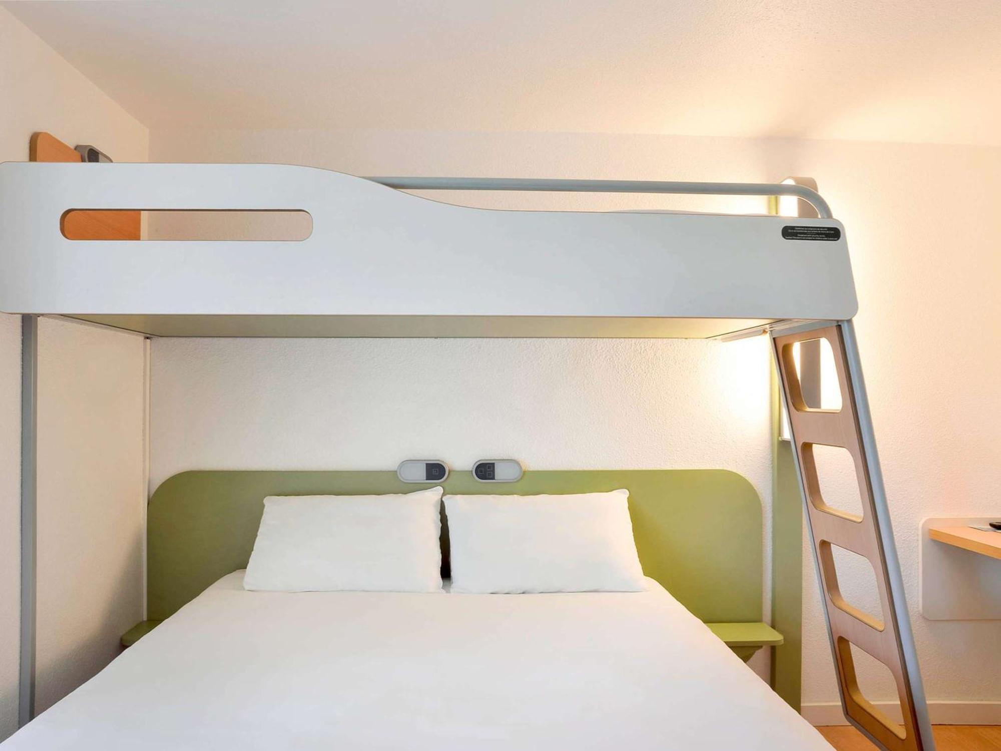Ibis Budget Saint-Etienne Stade Exterior foto